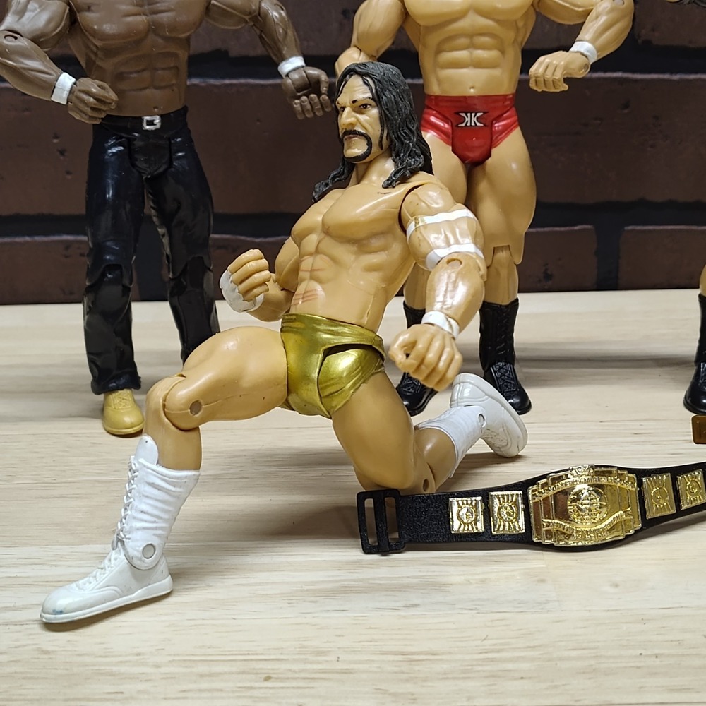 Lot of 2003 Jakks Pacific Wrestling figures and belts - Picture 8 of 14
